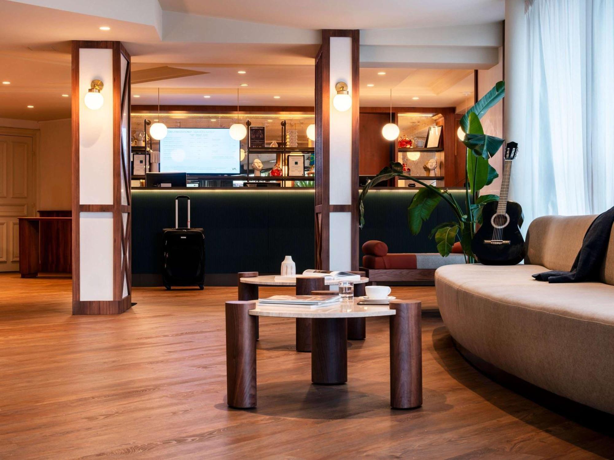 Hotel Ibis Rouen Centre Champ De Mars Esterno foto