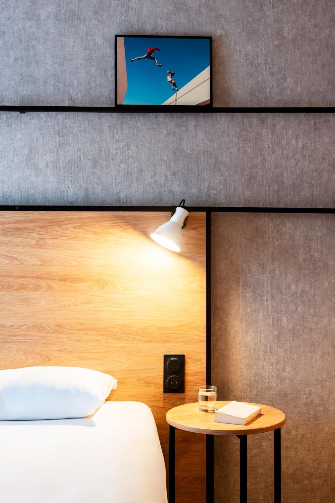 Hotel Ibis Rouen Centre Champ De Mars Esterno foto