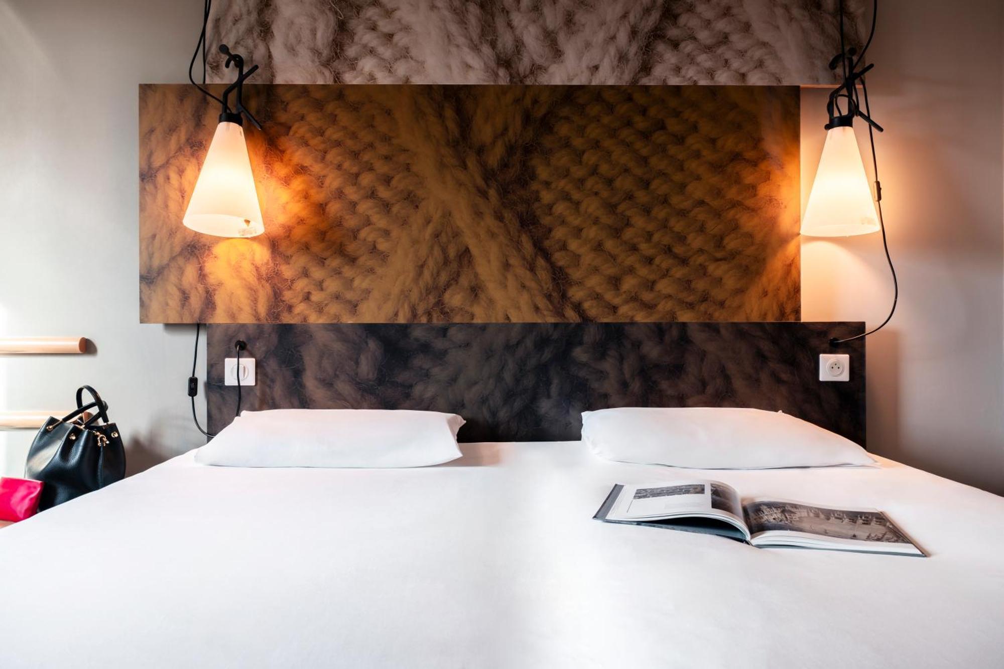 Hotel Ibis Rouen Centre Champ De Mars Esterno foto