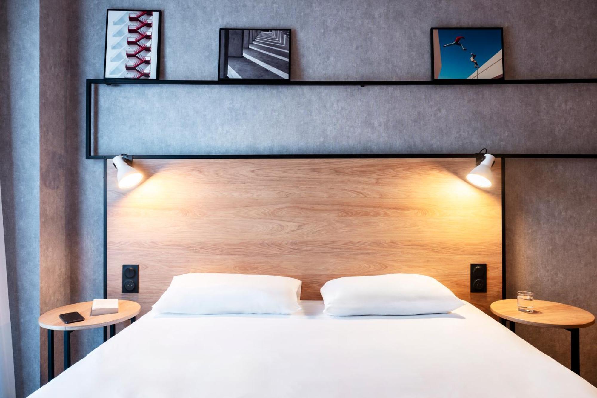Hotel Ibis Rouen Centre Champ De Mars Esterno foto